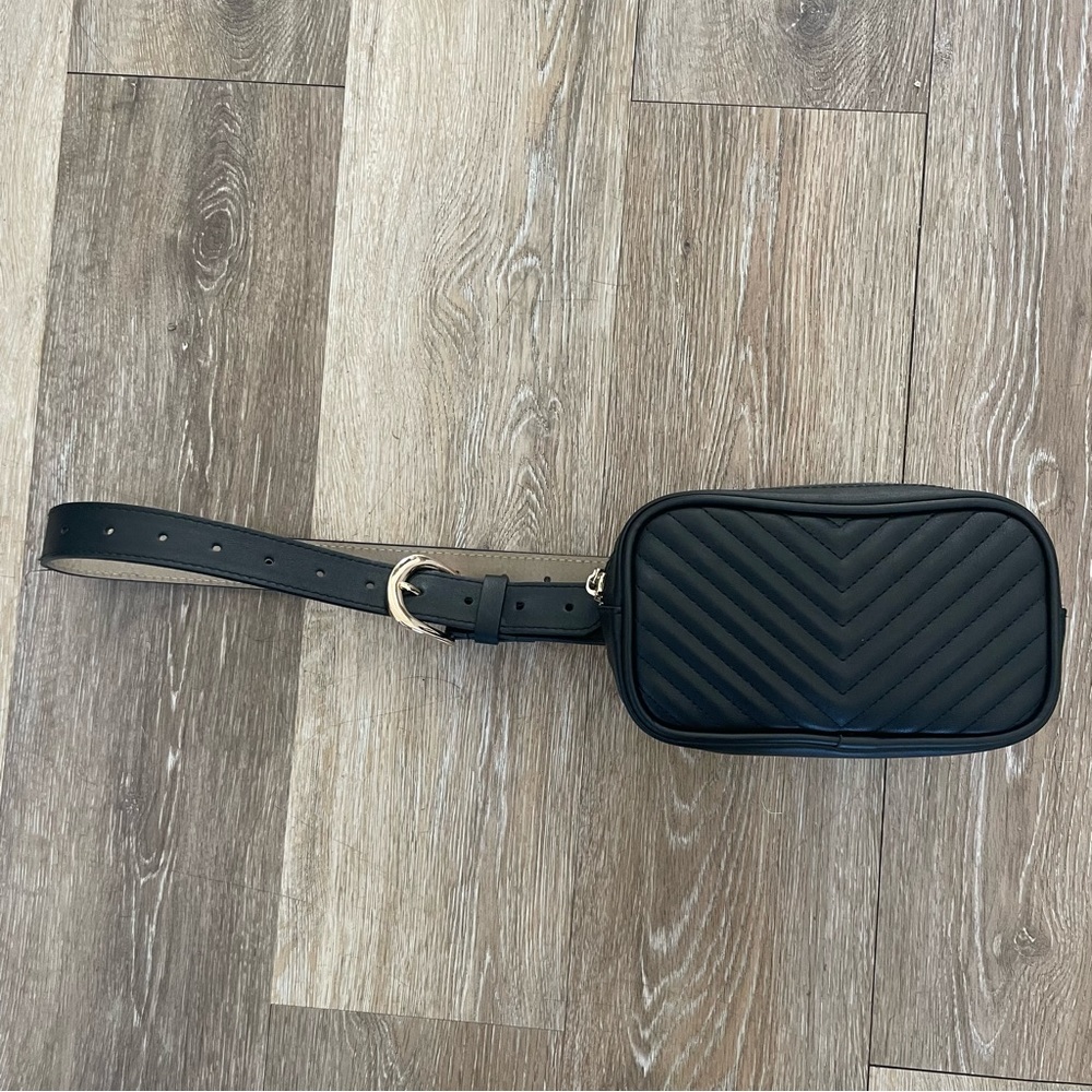 Steve Madden Belt Bag